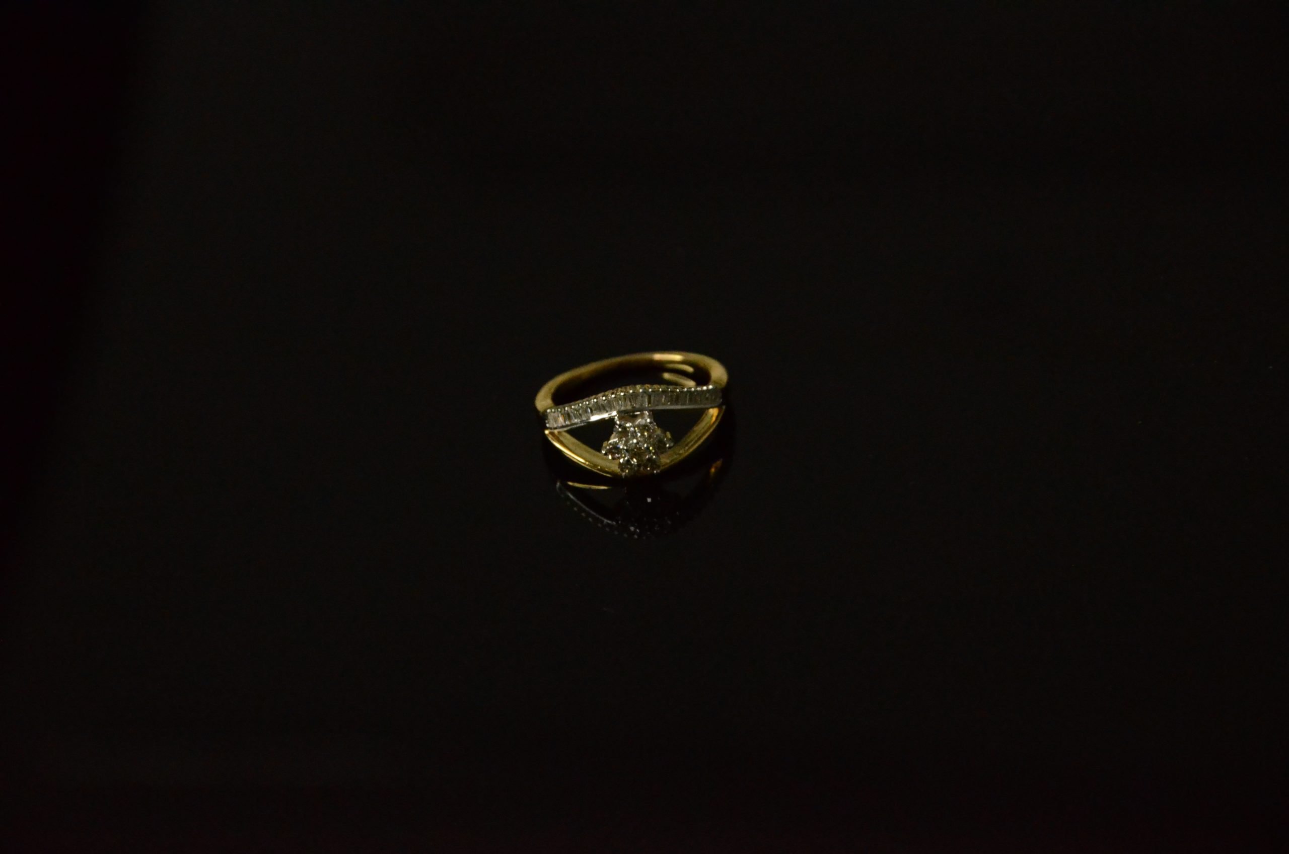 The Delyth Diamond Ring - Image 4
