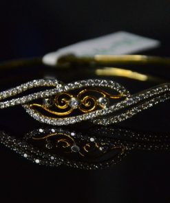 Victory Blossom Diamond Bracelet