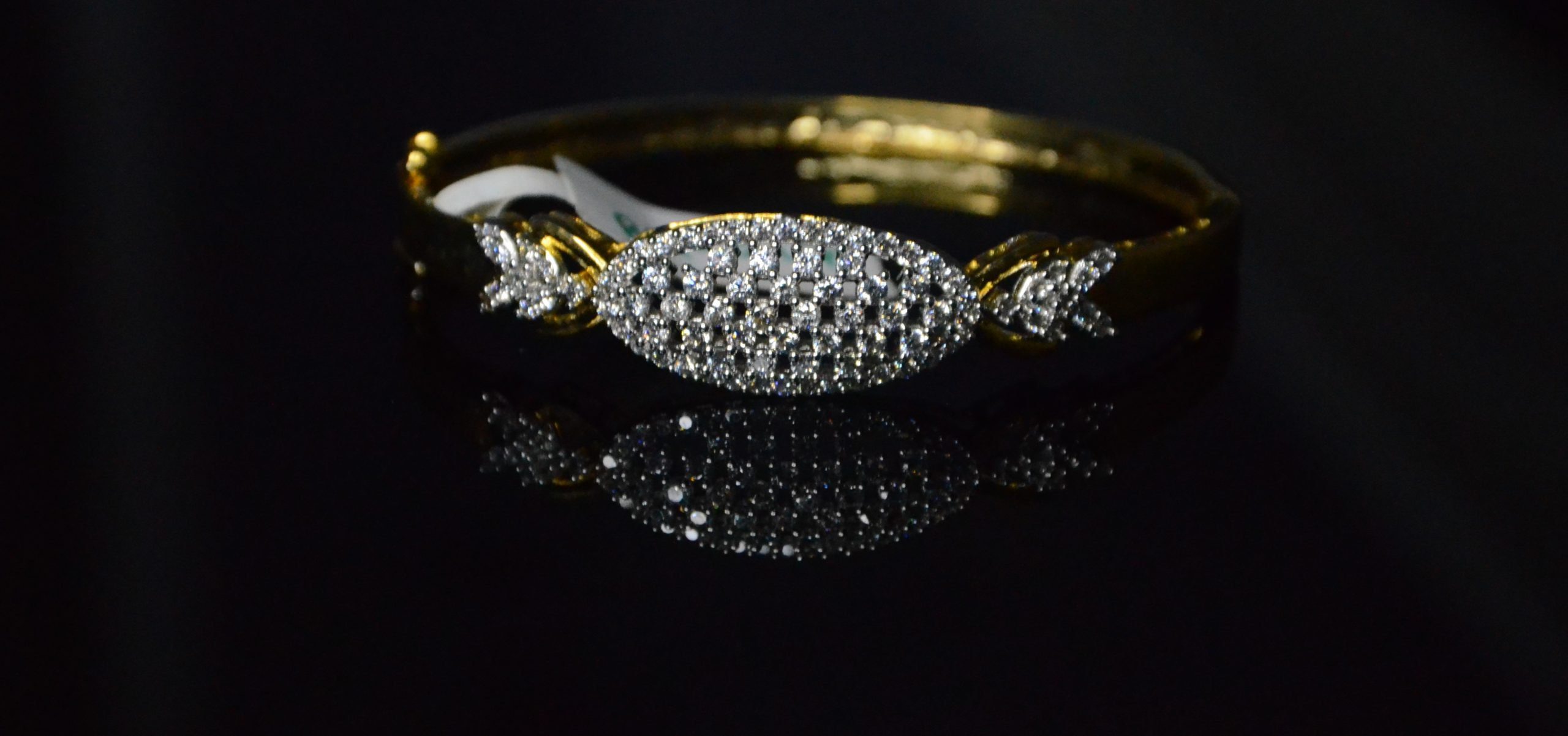 Cluster Elia Huge Bracelet - Image 2