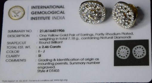 Classic Carat Diamond Stud Earring - Image 5