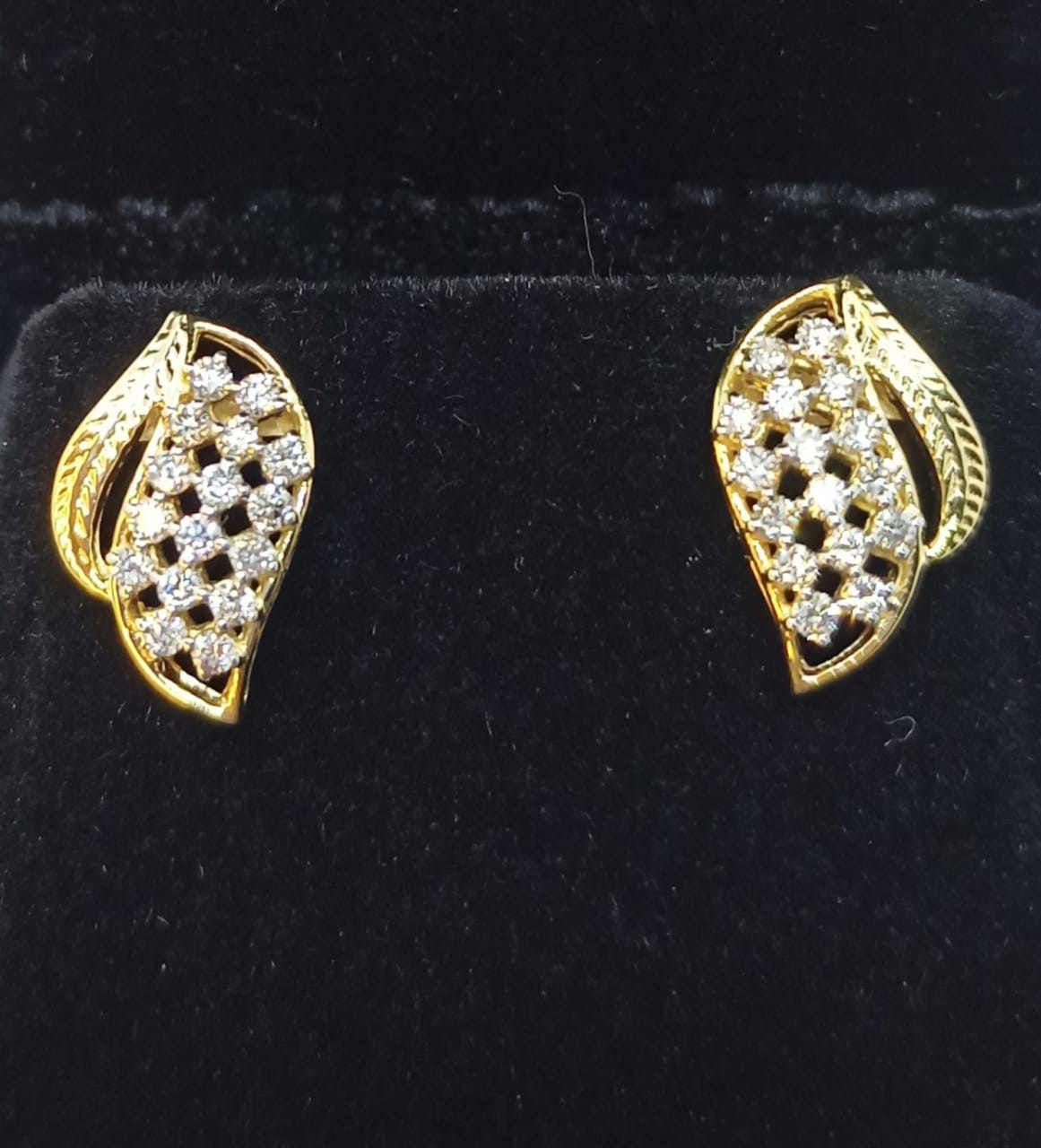 The Umberto Diamond Pendent-Set - Image 3
