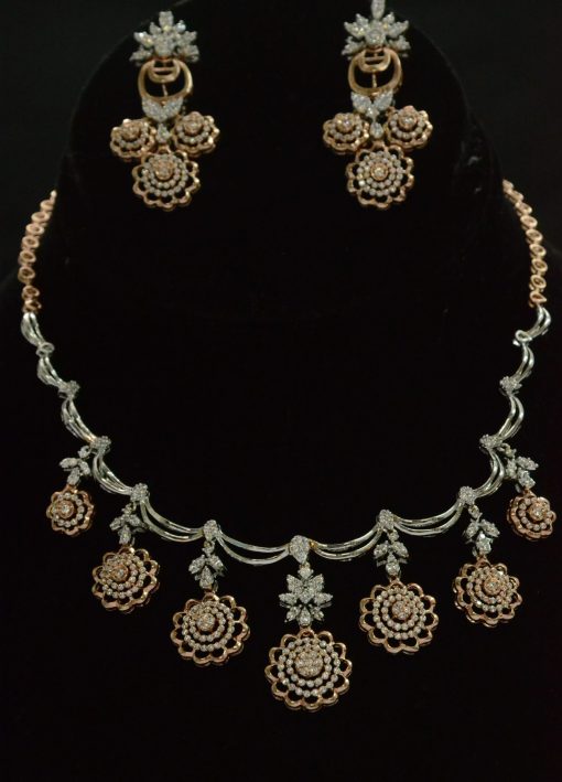 The Eres Diamond Necklace - Image 6