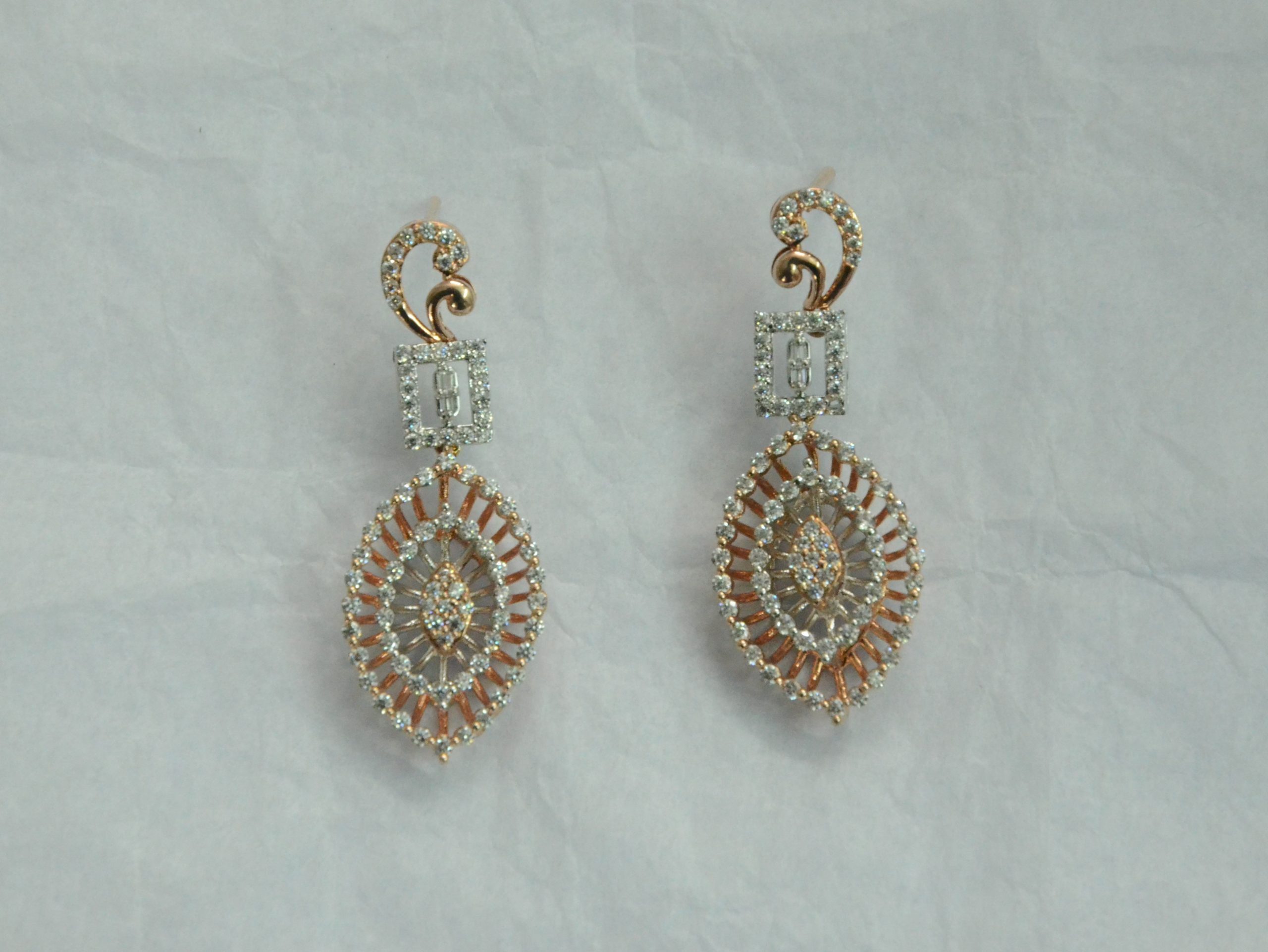 The Nishat Diamond Necklace - Image 3