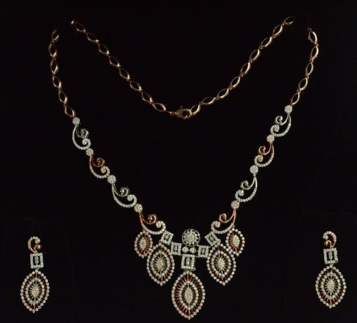 The Nishat Diamond Necklace - Image 5