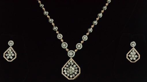 The Sabbah Diamond Necklace - Image 4