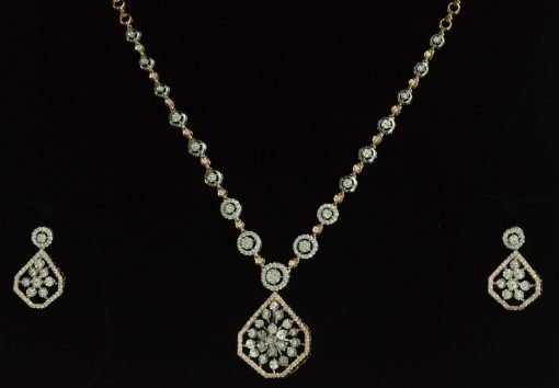 The Sabbah Diamond Necklace - Image 7