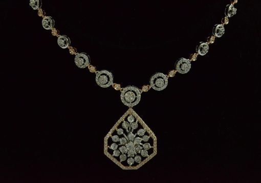The Sabbah Diamond Necklace - Image 5
