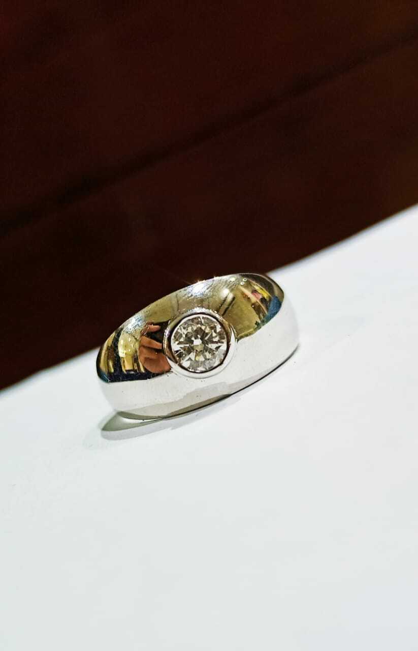 Men's Solitaire Ring Band