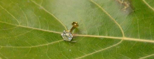 Diamond Solitaire Nose Pin
