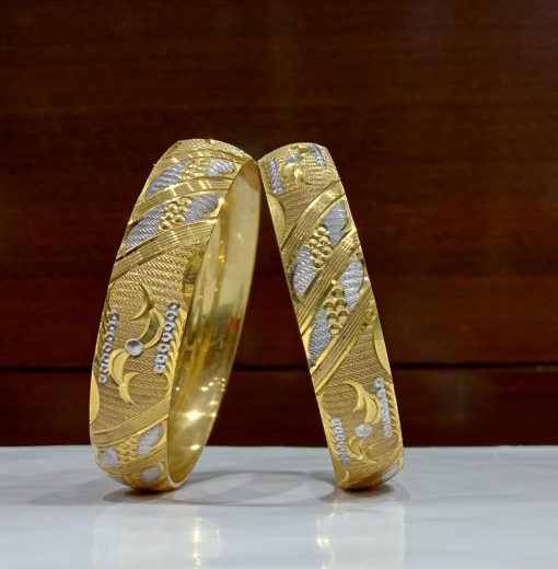 22k Solid Yellow Gold Bangles - Image 3