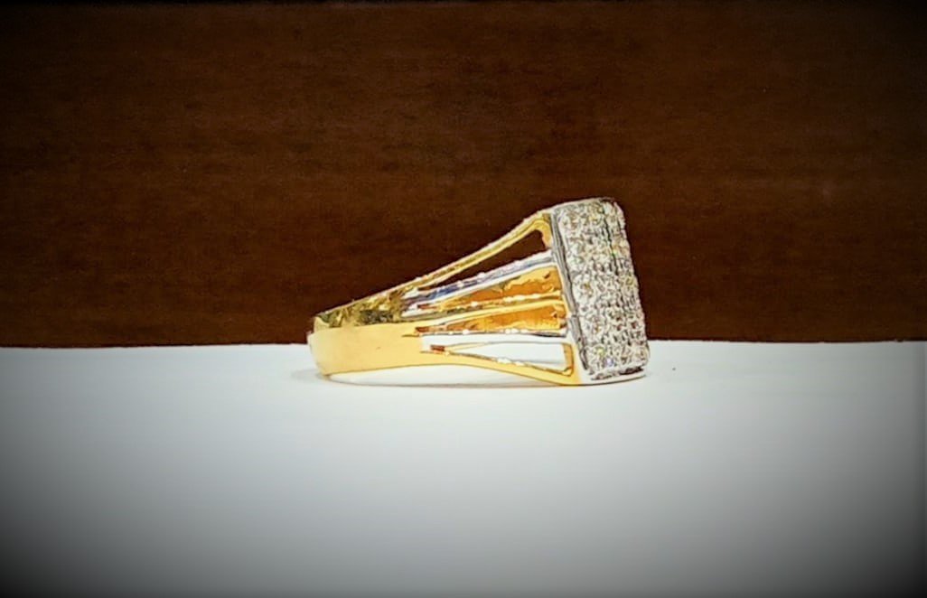 18kt Diamond Gents Statement Ring - Image 3