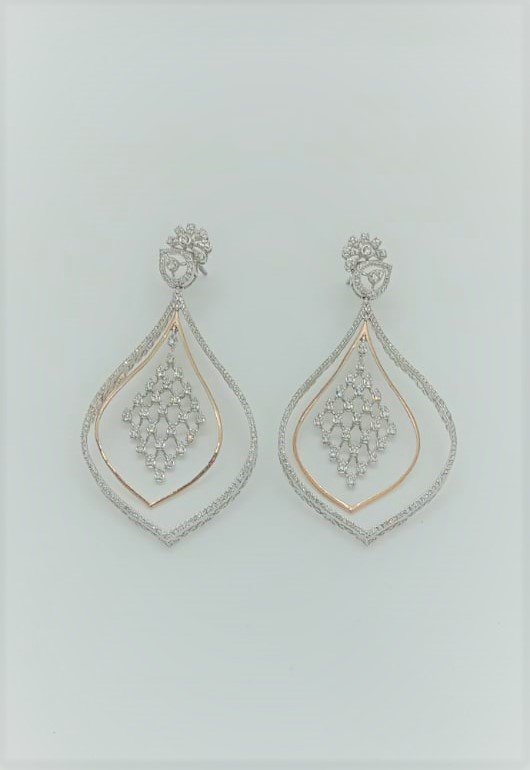14k Elegant 3.16 Carat Danglers Earrings - Image 2