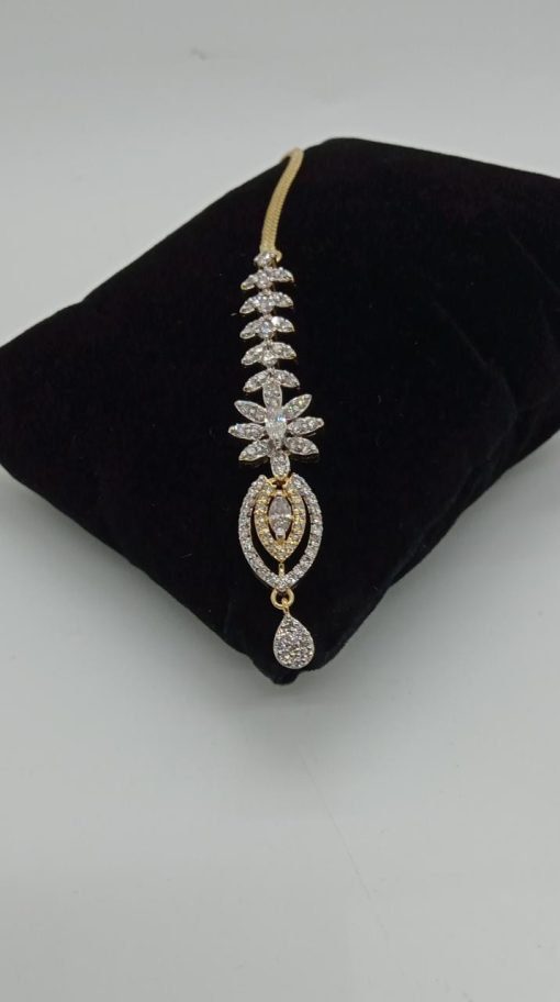 Bridal Diamond Maang Tikka By Vachya Jewels - Image 4