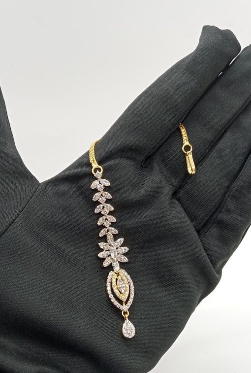 Bridal Diamond Maang Tikka By Vachya Jewels - Image 3
