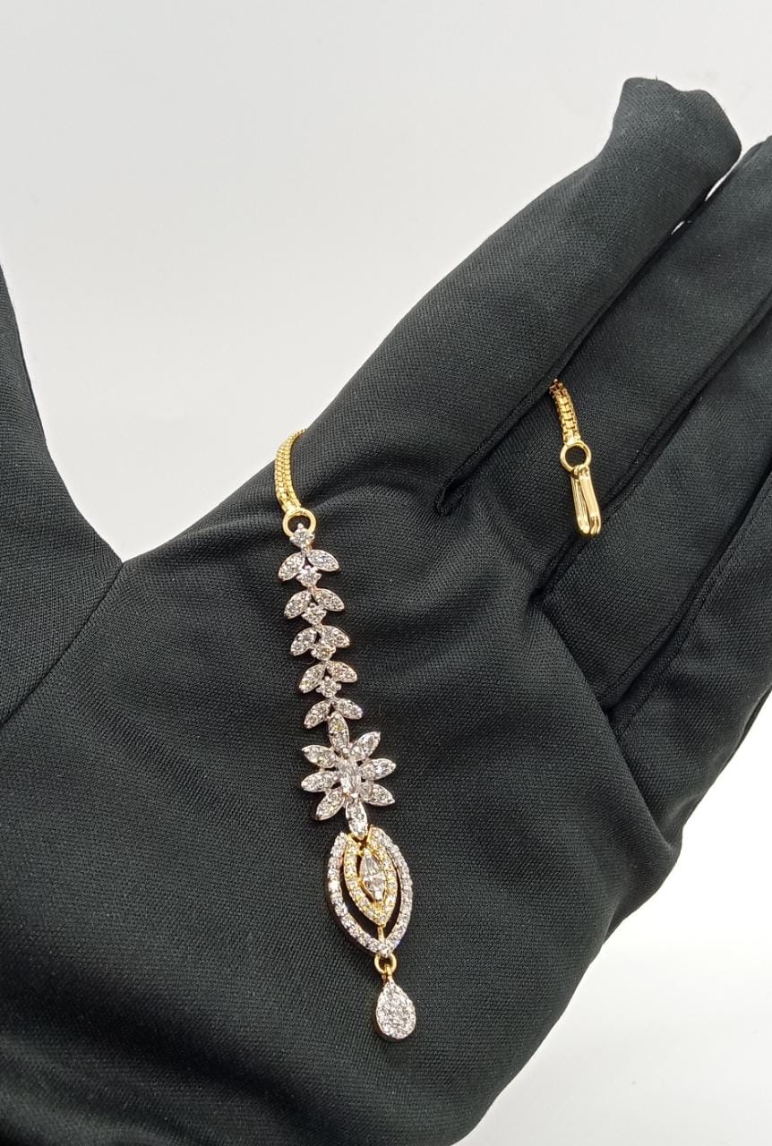 Bridal Diamond Maang Tikka By Vachya Jewels - Image 3