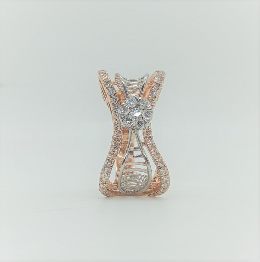 Glitter Cocktail Diamond Ring - Image 4