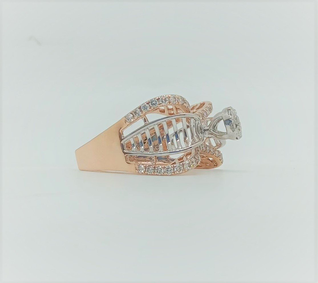 Glitter Cocktail Diamond Ring - Image 2
