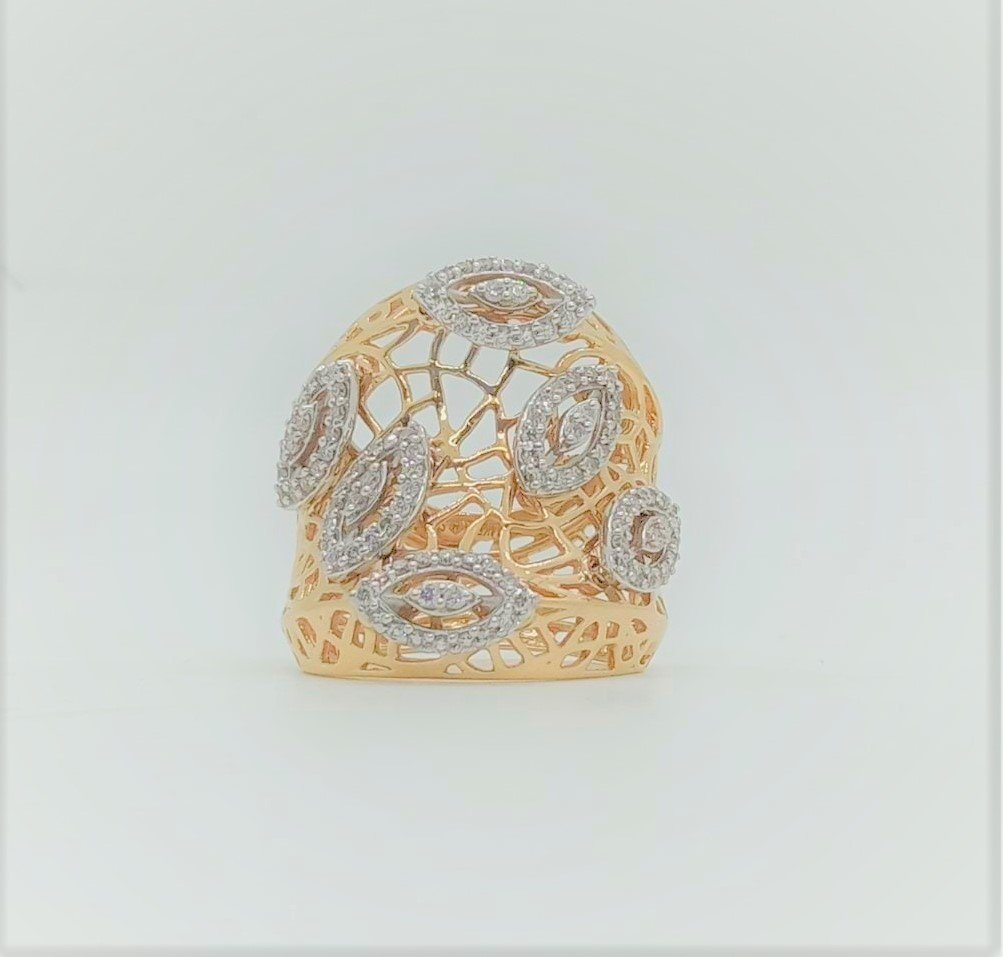 Charm Cocktail Diamond Ring