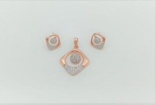 Vachya Glam Diamond Pendant-Set