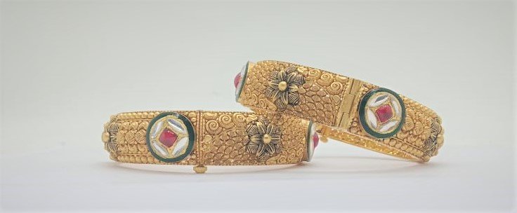 VACHYA JEWELS