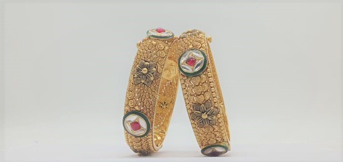 VACHYA JEWELS