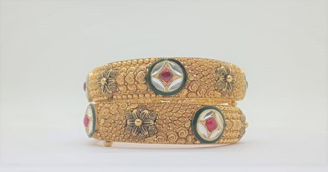 VACHYA JEWELS