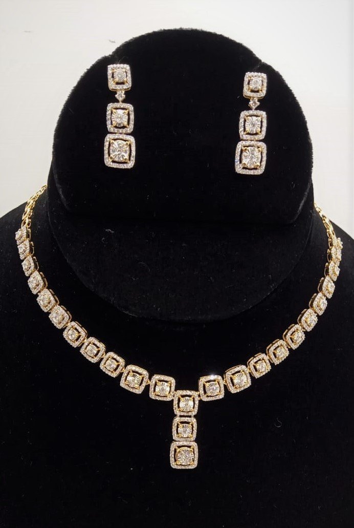 The Soul Box Design Diamond Necklace Set - Image 4