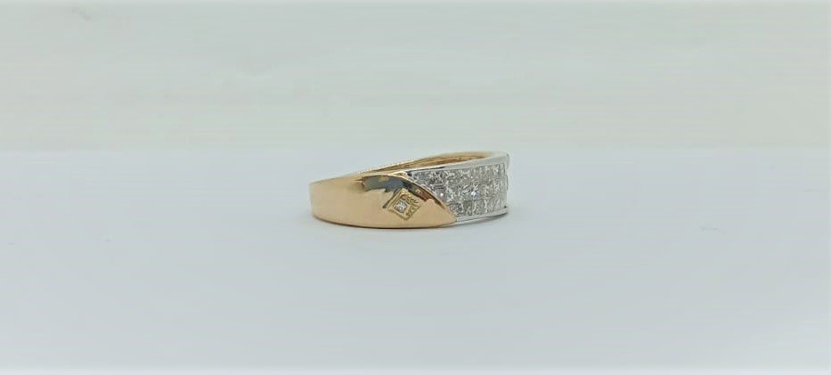 Vachya Princess Cut Diamond Engagement Band Ring - Image 2