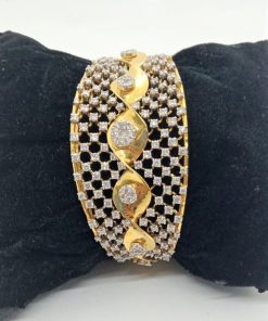 VACHYA JEWELS