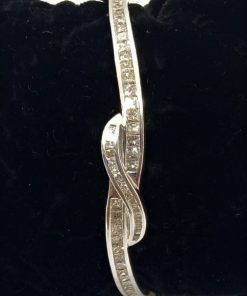 VACHYA JEWELS