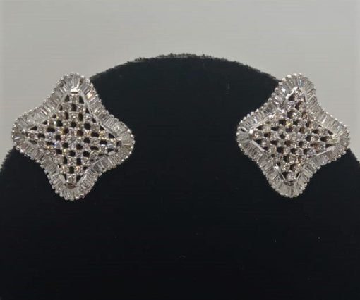 VACHYA JEWELS