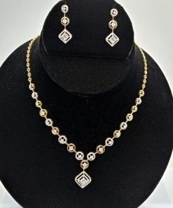 Triangle Natural Diamond Necklace Set
