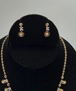 Elegant Natural Diamond Necklace Set