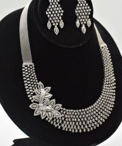 VACHYA JEWELS