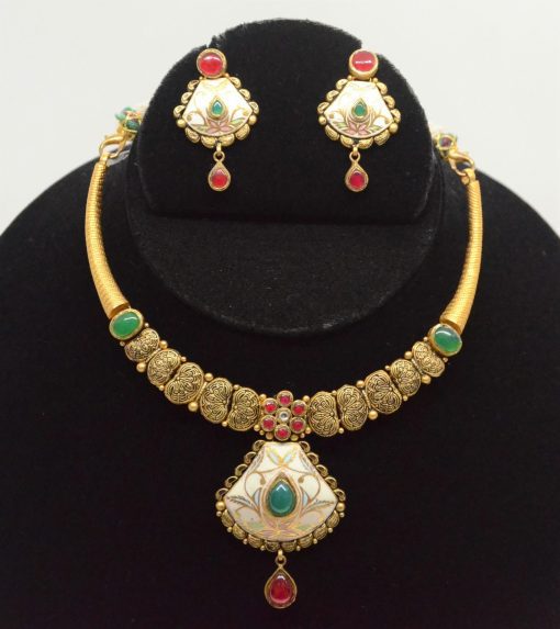 VACHYA JEWELS