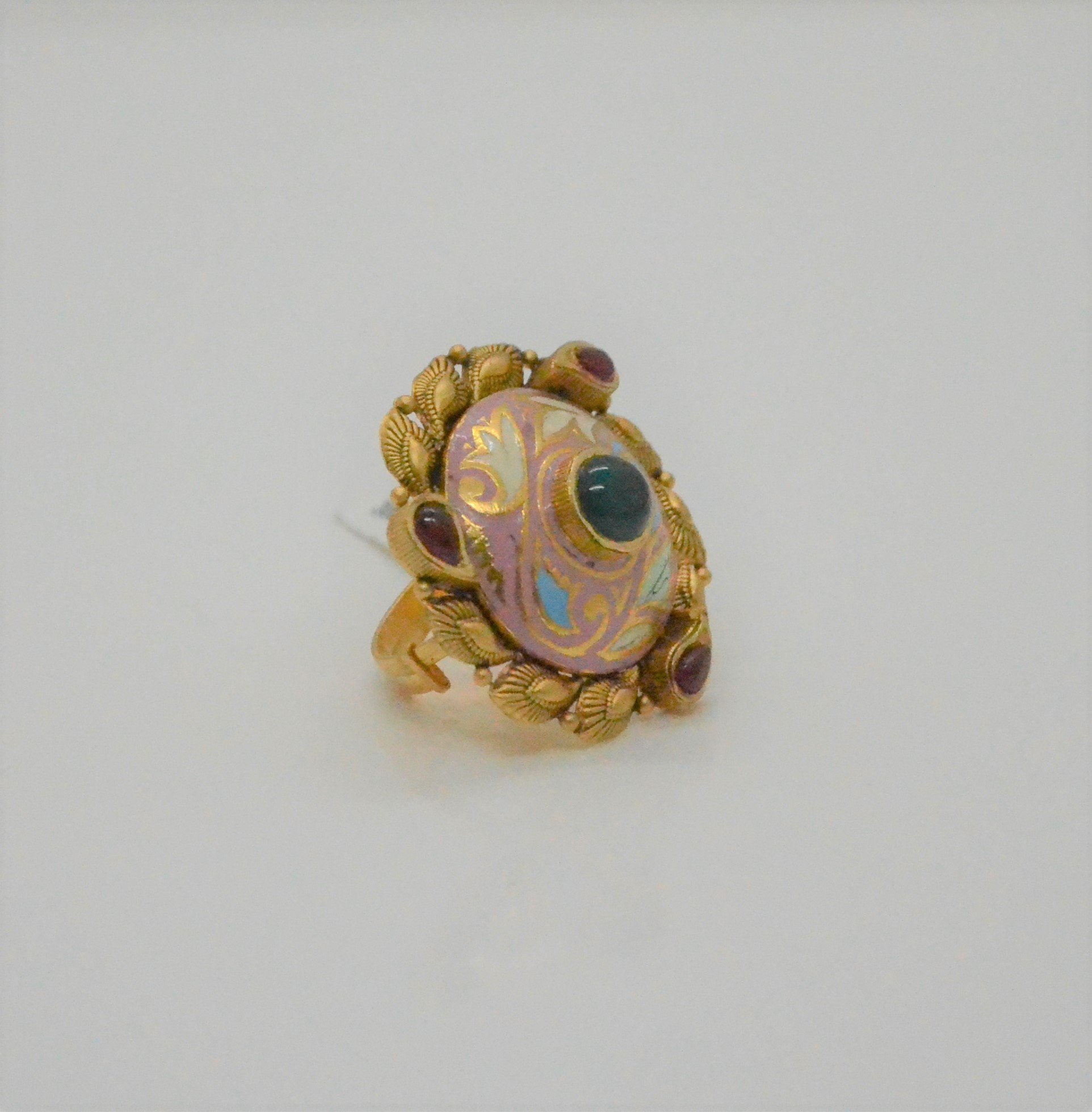 VACHYA JEWELS