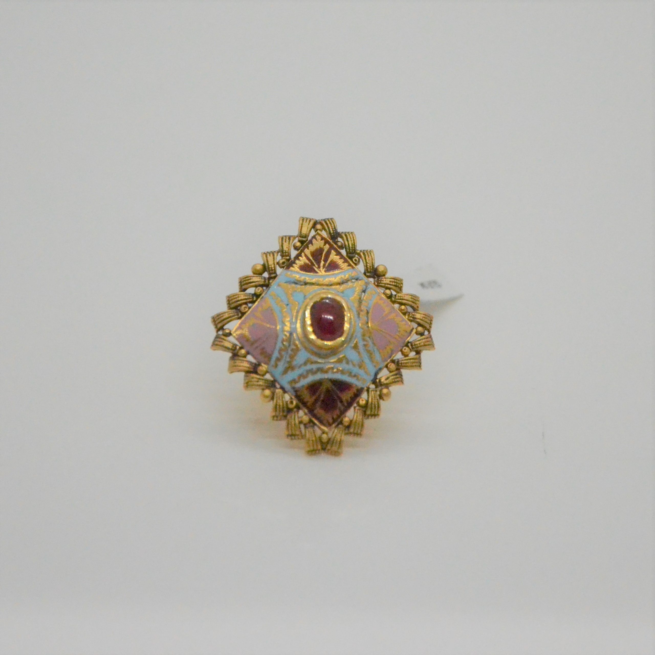 VACHYA JEWELS