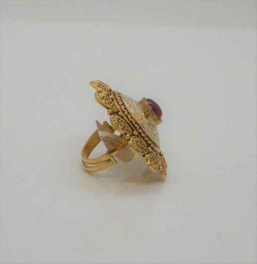 VACHYA JEWELS