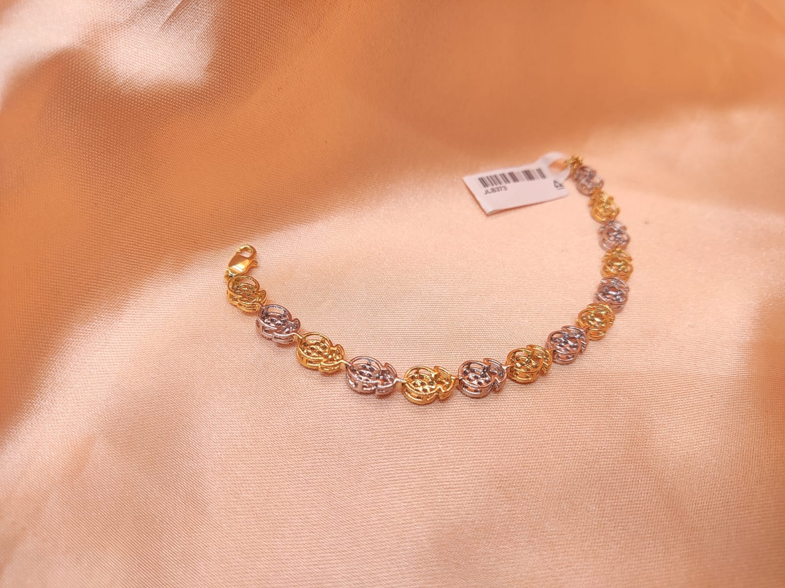 Ladies Diamond Bracelet - Image 5