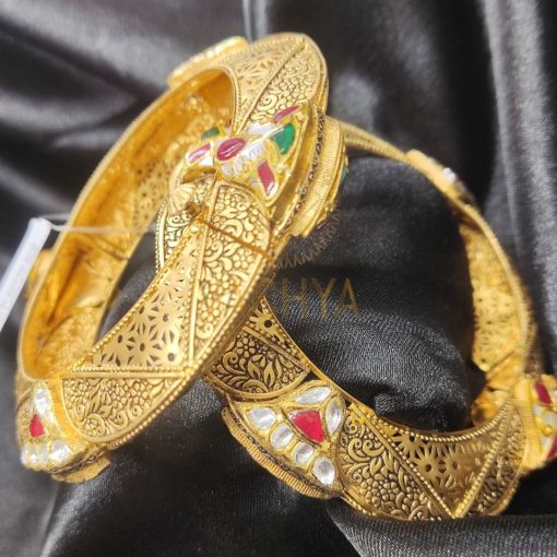 Antique Gold Bangles Pair 1 - Image 4