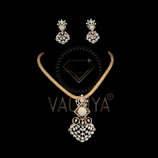 Swara Diamond Pendant Set