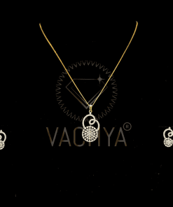 Florentine Diamond Pendant Set