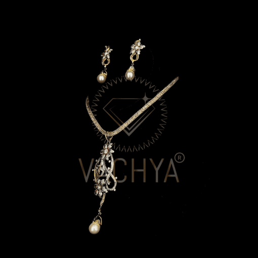 Jeanne Diamond Pendant Set - Image 3