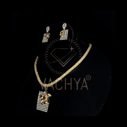 Kamini Diamond Pendant Set - Image 4