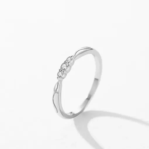 Silver Diamond Ring - Image 2