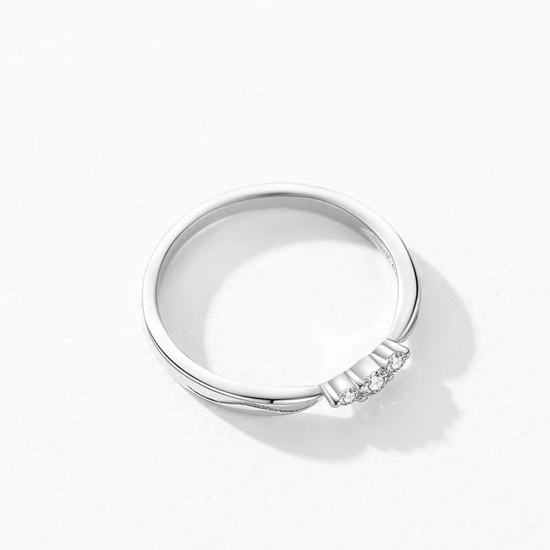 Silver Diamond Ring - Image 3